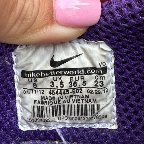 2012 Womens Nike In Season TR Purple/White Running Shoes! Size 6 US 36.5 EU - Picture 6 of 7